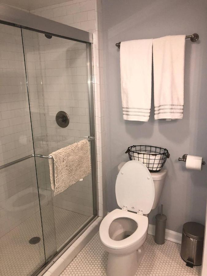 Recently Renovated Chic Durham Farmhouse Εξωτερικό φωτογραφία
